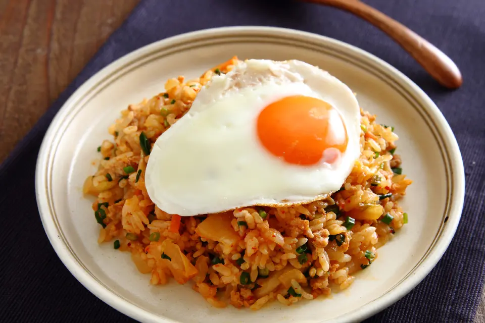 みそ風味の豚キムチャーハン